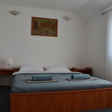 Enka Apartmani Belgrad Exteriör bild