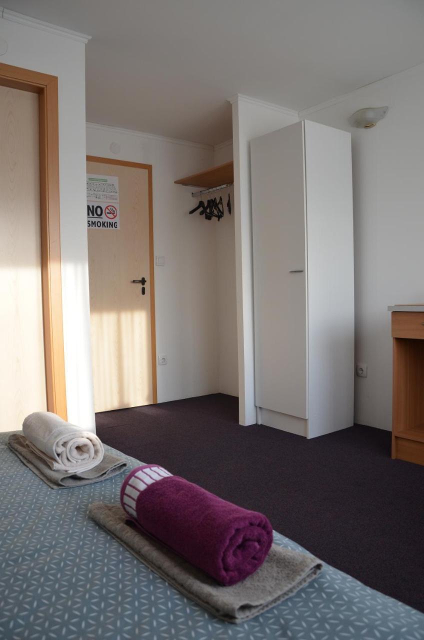 Enka Apartmani Belgrad Exteriör bild