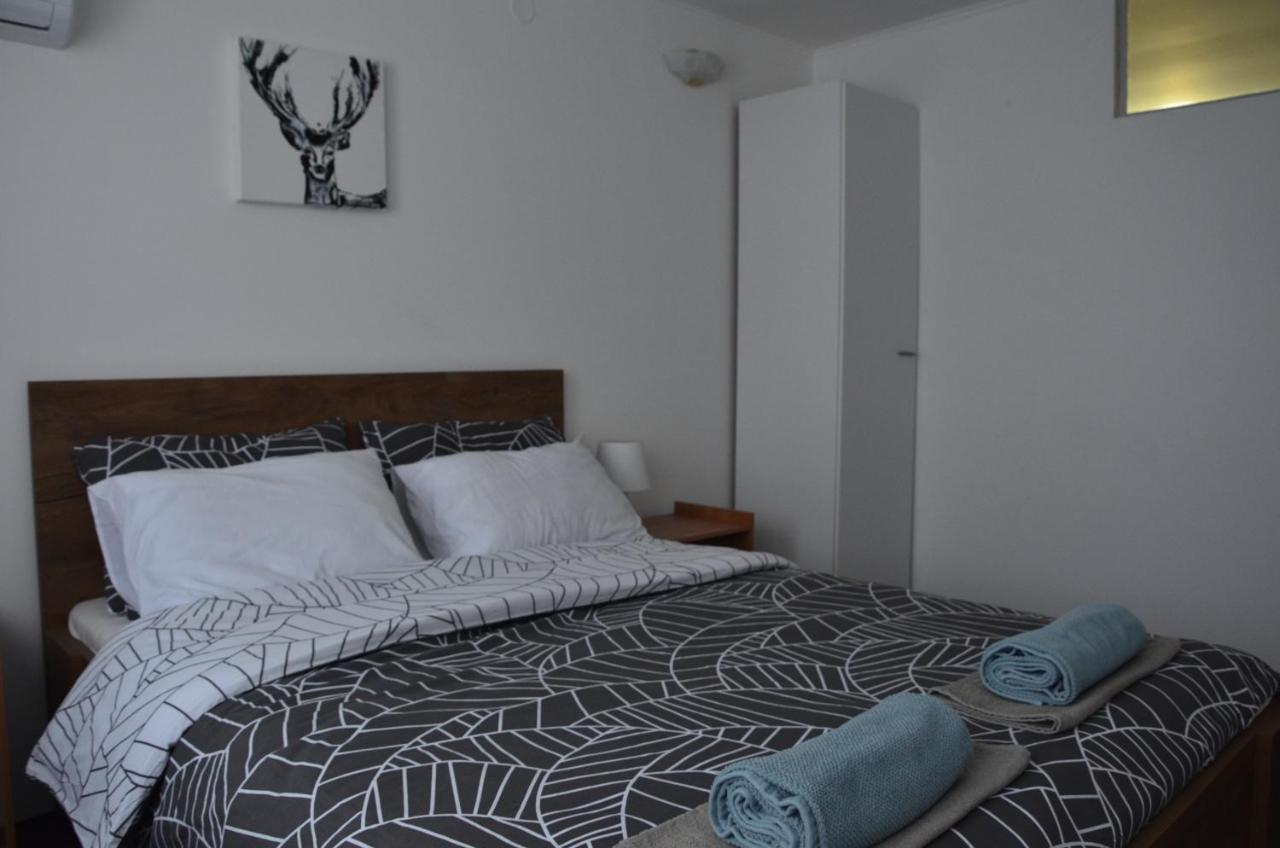 Enka Apartmani Belgrad Exteriör bild